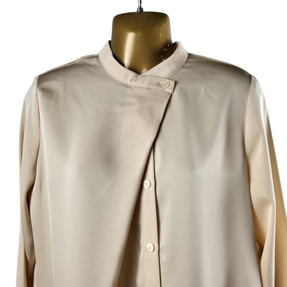 NEW MOTF X-Small Peach Beige Mock Neck Blouse Yoke Box Pleat Shirt tail Office - Picture 6 of 15